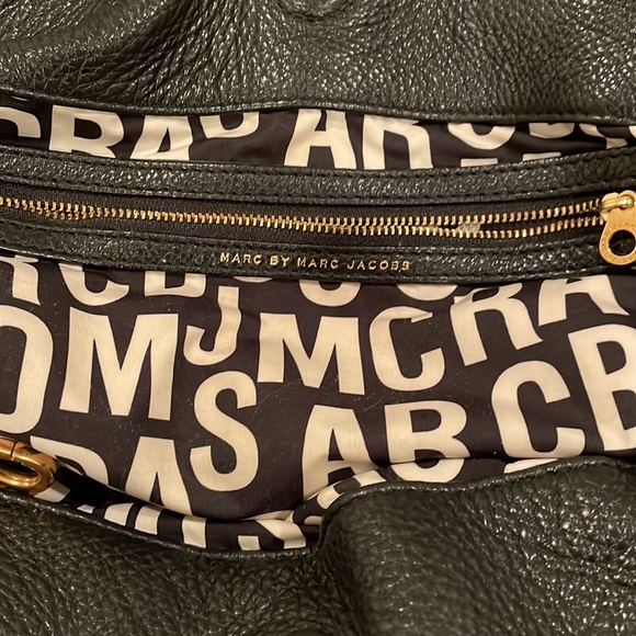 Marc by Marc Jacobs Classic Q Francesca Tote - Picture 11 of 11